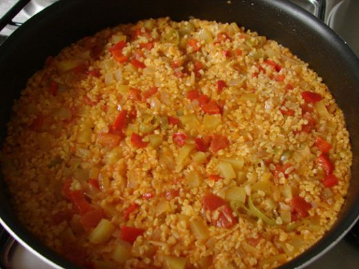 Domatesli Biberli Bulgur Pilav